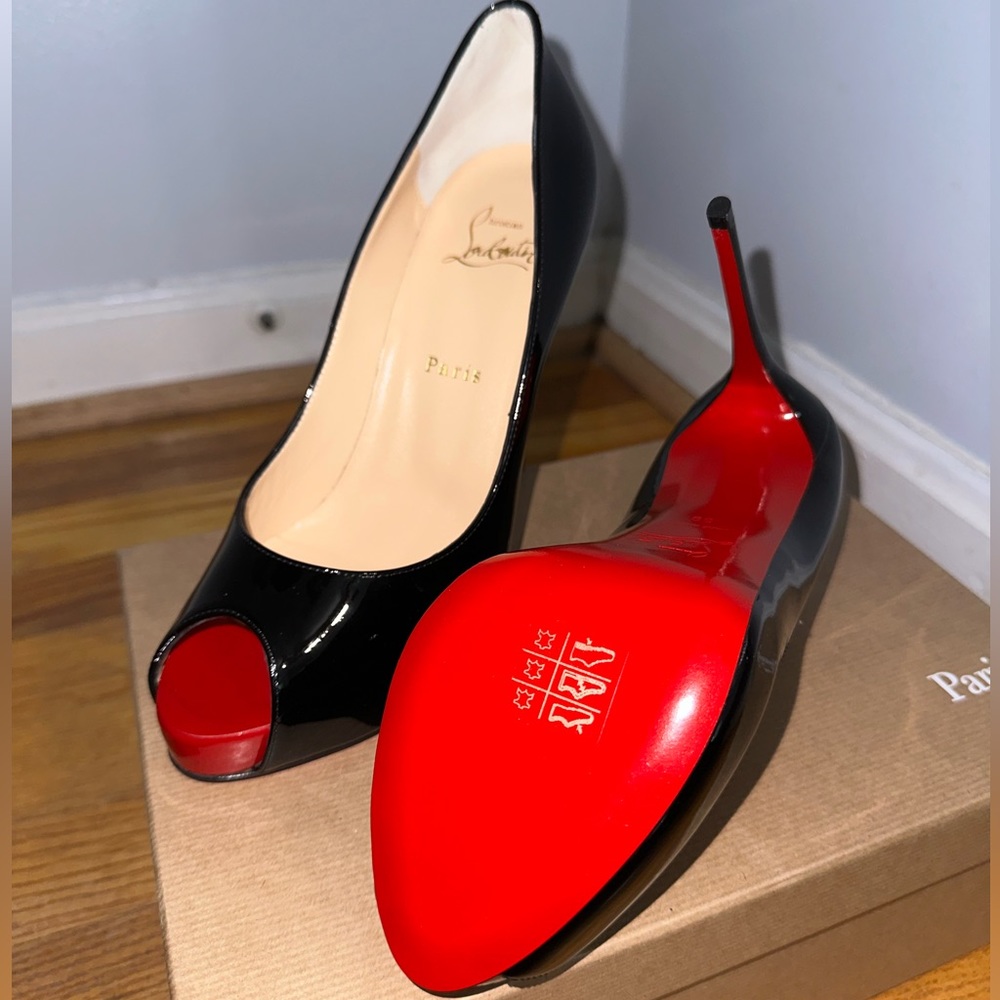 Christian Louboutin Pumps